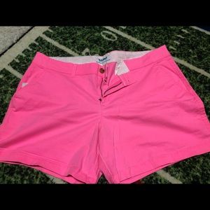 Old Navy pink shorts